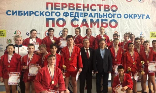 Спортсмены «СШОР» успешно выступили на Первенстве Сибирского федерального округа по самбо.