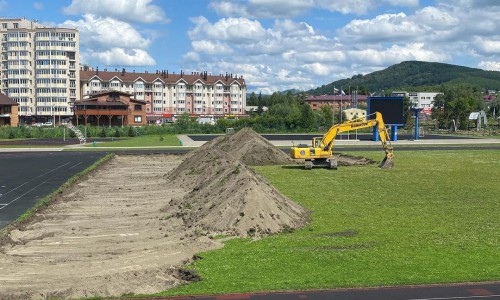 На футбольном поле стадиона «Спартак» появится искусственное покрытие