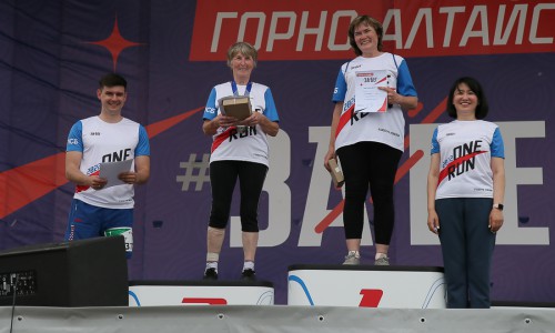 Полумарафон «ЗаБег.РФ» впервые прошел в Республике Алтай, в нем приняли участие более 600 человек.