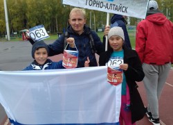 Юные легкоатлеты из Республики Алтай успешно выступили на соревнованиях в Кемеровской области