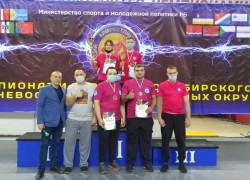 Два золота чемпионата и первенства Сибири и Дальнего востока, команды Республики Алтай.