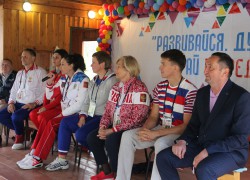 Олимпийские чемпионы встретились со школьниками Кызыл-Озека и Манжерока