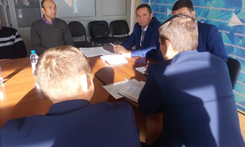 Обсудили проблемы развития игровых видов спорта Республики Алтай