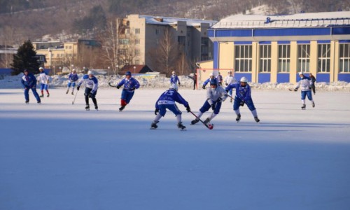 IX Чемпионат Сибирского федерального округа по хоккею с мячом среди ветеранов пройдет в Республике Алтай