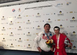 Родион Асканаков в составе сборной России завоевал «золото» на Чемпионате Мира по самбо в Румынии.