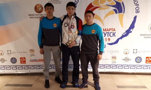 Батыр Ечешев - серебряный призер международного турнира по греко-римской борьбе