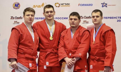 Уроженец Чемальского района Артём Тадин стал двукратным Победителем Первенства России по боевому самбо среди молодежи до 98 кг. 