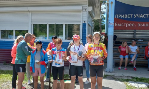 29-30 июня 2022 г. на территории ЛБК «Сухой лог» в г. Барнауле биатлонисты школы приняли участие в Первенстве г. Барнаула среди юношей и девушек 11-12, 13-14 лет по биатлону.