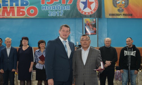 Артём Майчиков стал «Почетным гражданином Республики Алтай»